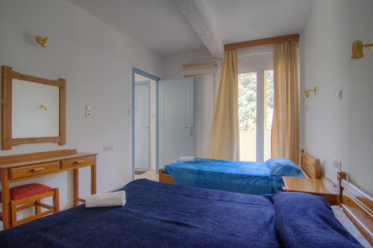 Sunrise Hotel & Apartments Родакинон Екстериор снимка