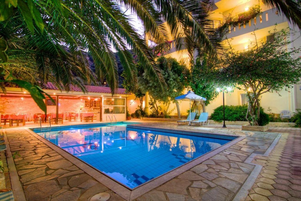 Sunrise Hotel & Apartments Родакинон Екстериор снимка